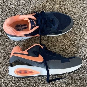 Nike Airmax - Woman’s size 9